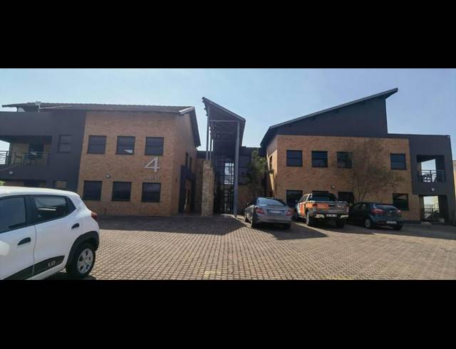 BUSINESS PROPERTY TO RENT IN TYGER VALLEY